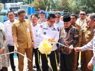 Gubernur Ansar Resmikan Ponton HDPE Pelabuhan Tarempa, Memperlancar Aksesbilitas Masyarakat Pesisir